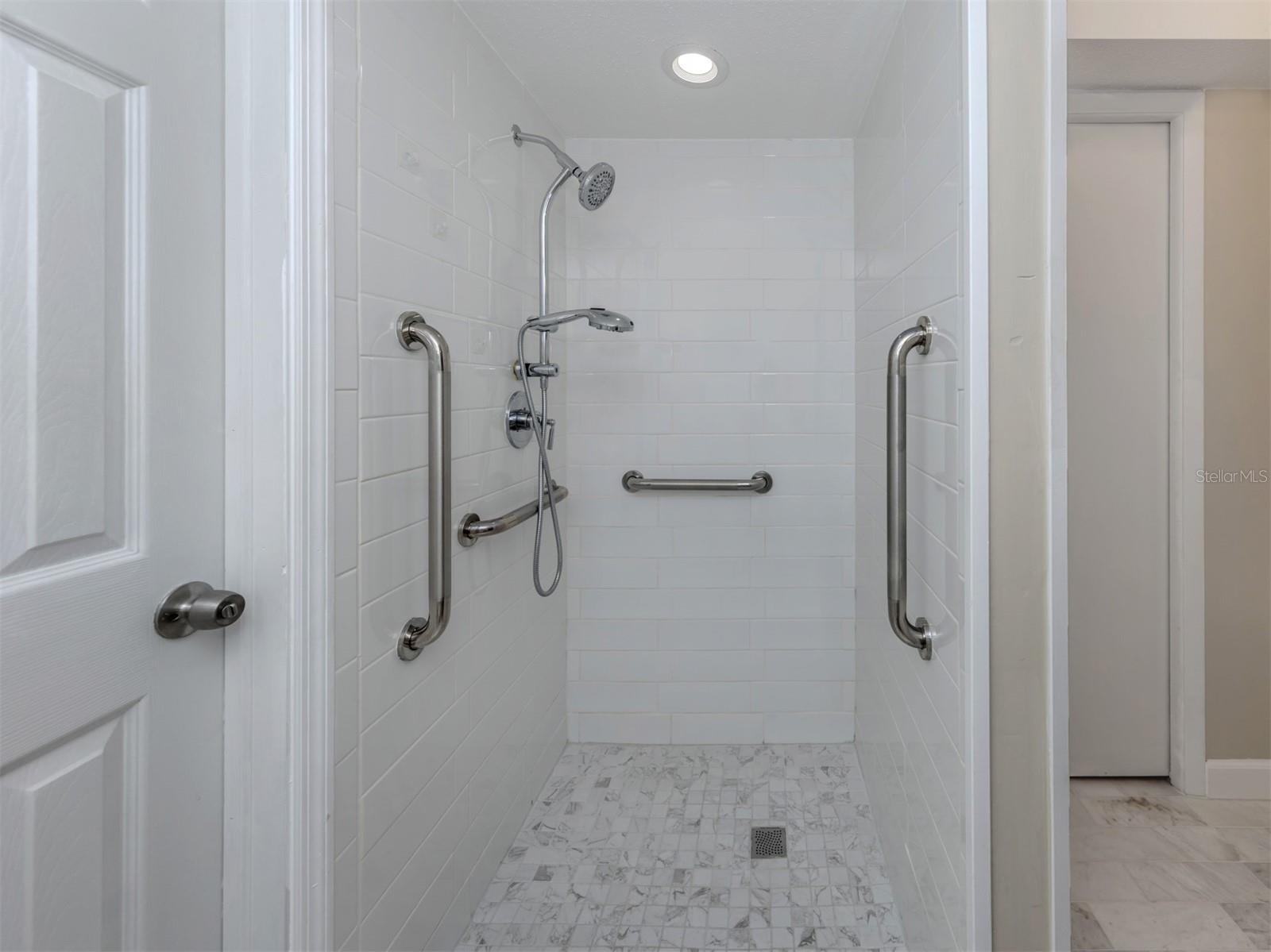 1007 RIVER OAKS CT, VENICE, FL, 34293