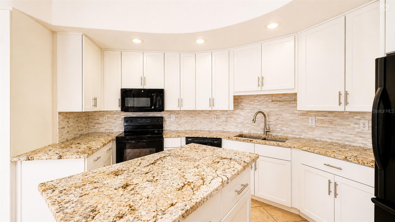 357 FAIRWAY POINTE CIR, ORLANDO, FL, 32828