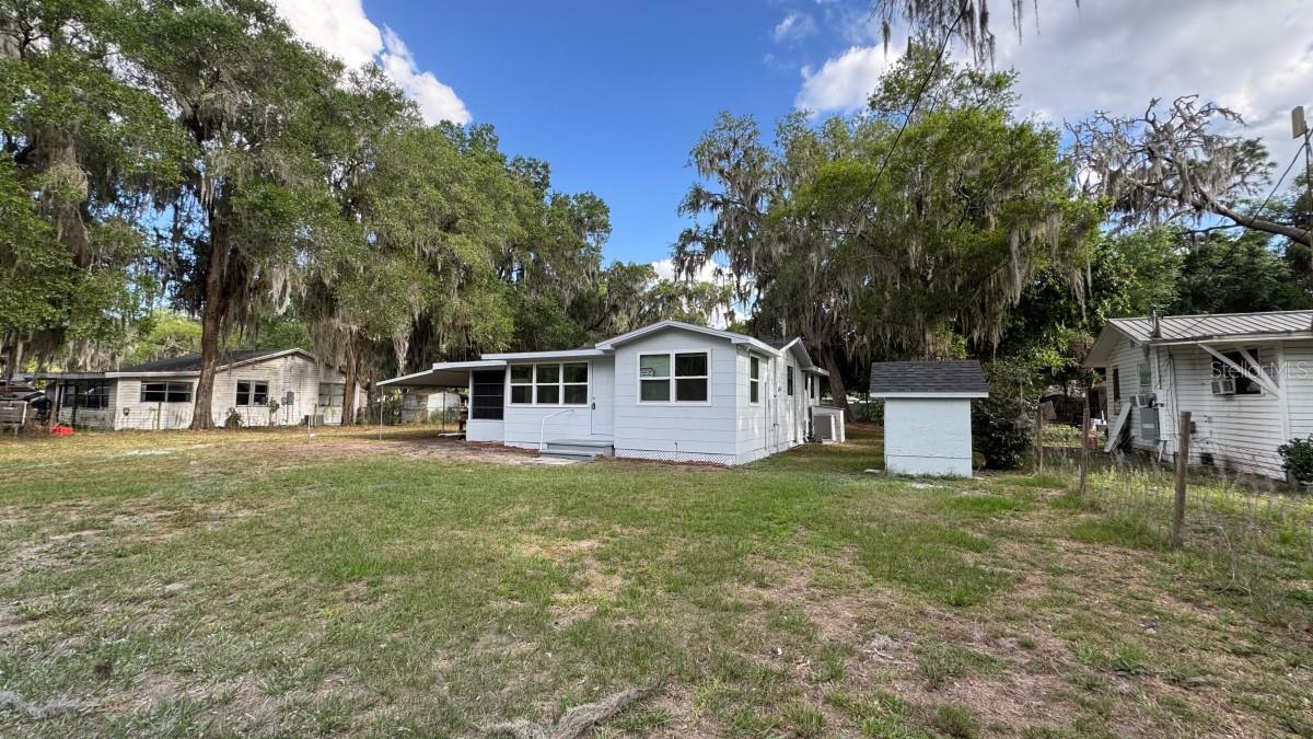 1051 CR 464, LAKE PANASOFFKEE, FL, 33538