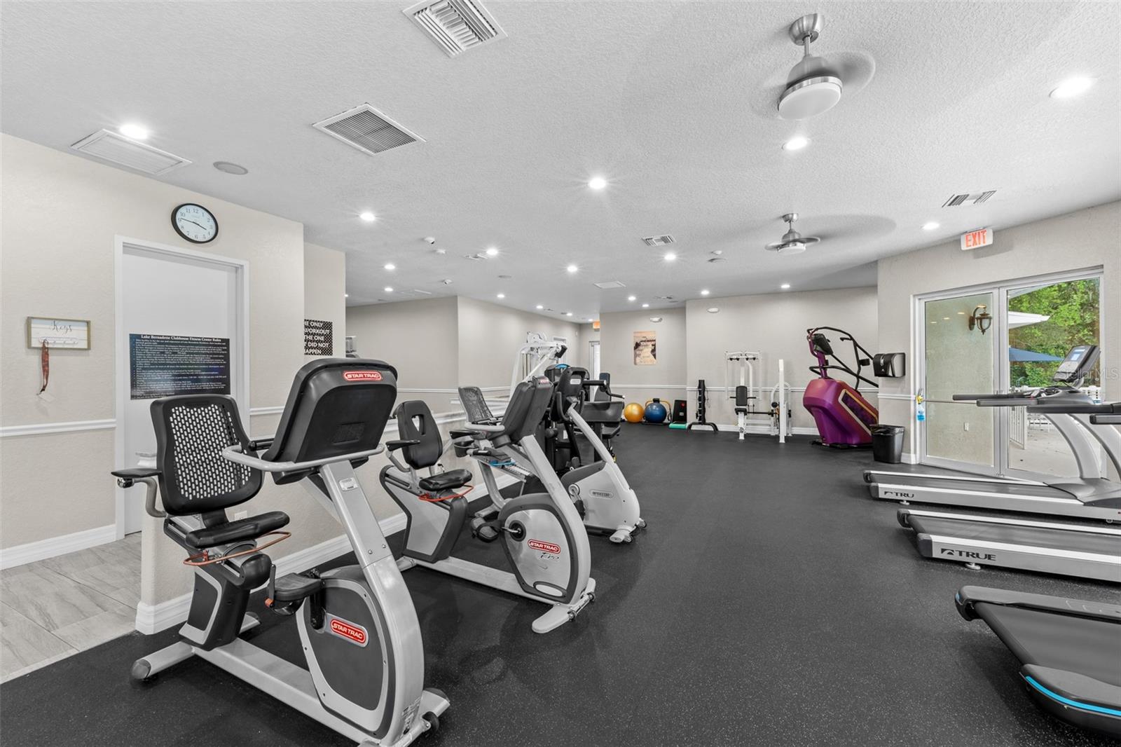 5222 NEW BRITTANY LN, ZEPHYRHILLS, FL, 33541
