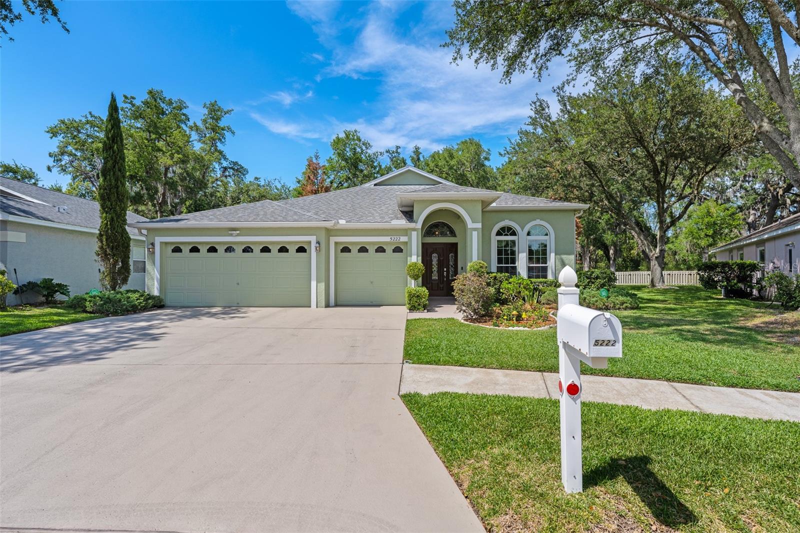 5222 NEW BRITTANY LN, ZEPHYRHILLS, FL, 33541