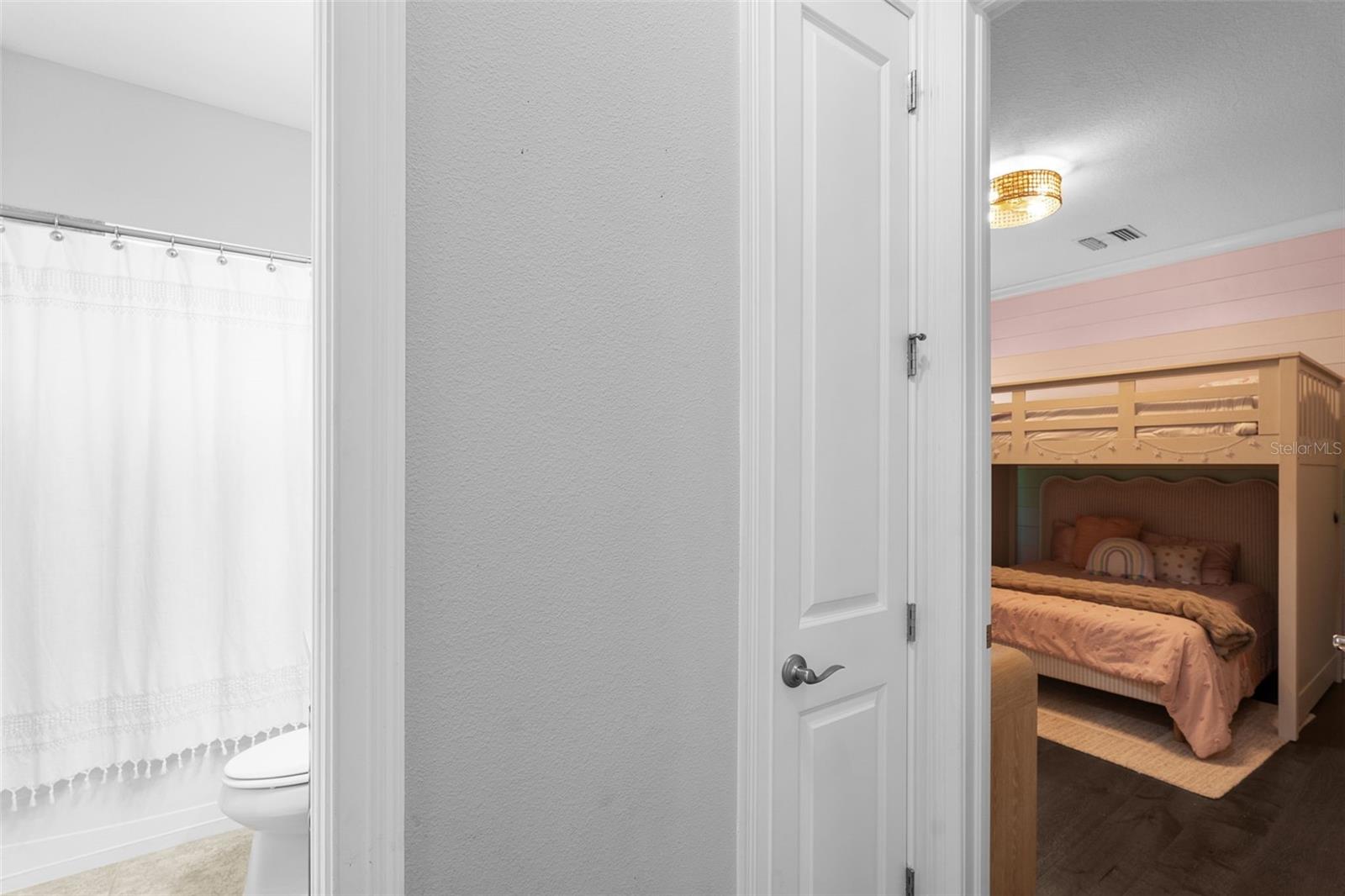 8362 DUNHAM STATION DR, TAMPA, FL, 33647