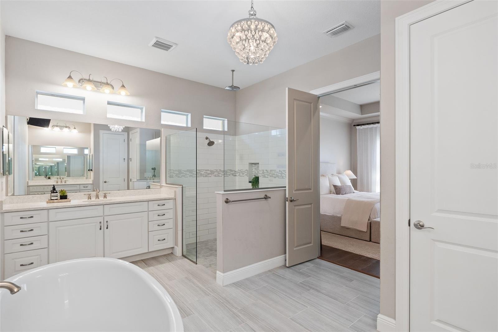 8362 DUNHAM STATION DR, TAMPA, FL, 33647