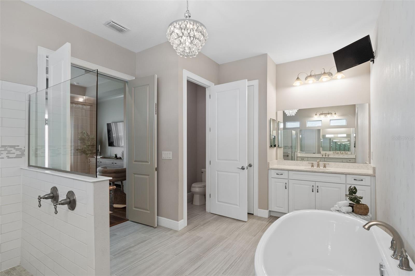 8362 DUNHAM STATION DR, TAMPA, FL, 33647