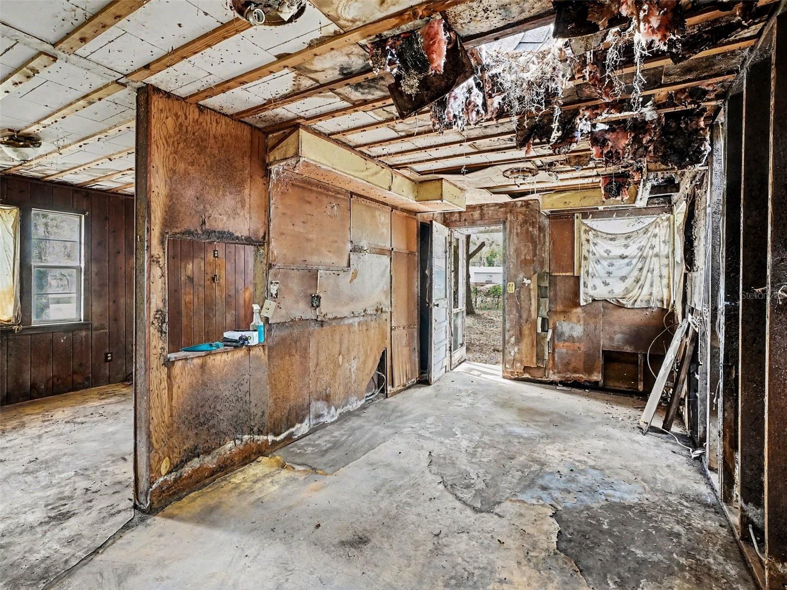 25628 FISHERMANS RD, PAISLEY, FL, 32767