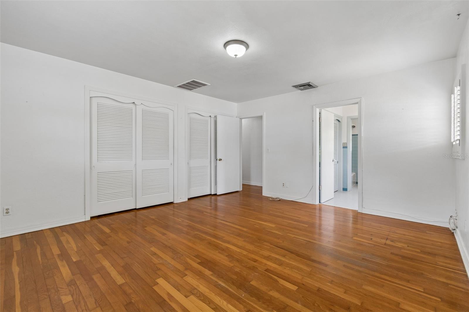 707 N JOHNSON ST, PLANT CITY, FL, 33563