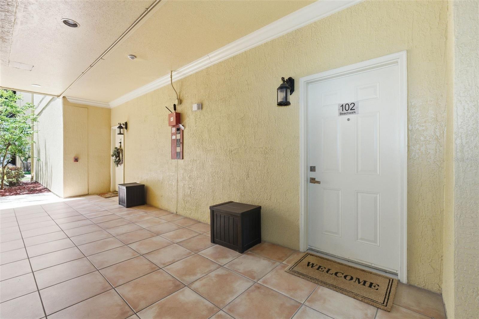 4333 BAYSIDE VILLAGE DR #102, TAMPA, FL, 33615