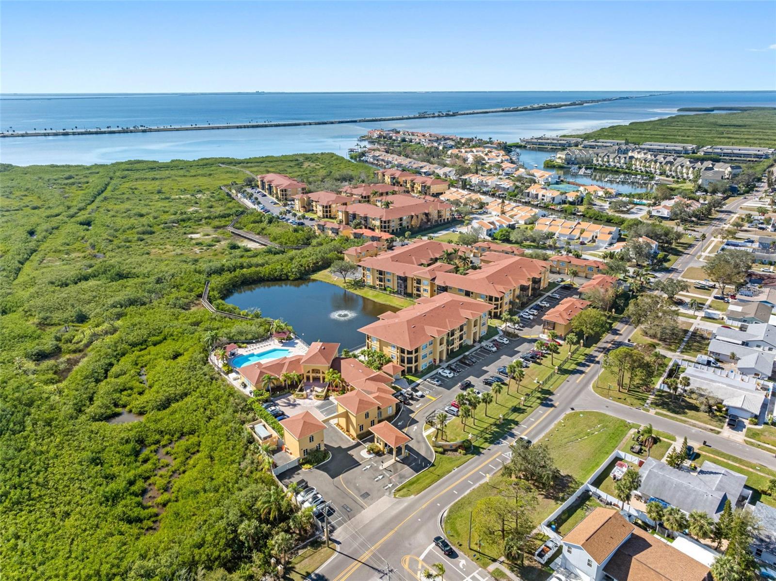 4333 BAYSIDE VILLAGE DR #102, TAMPA, FL, 33615