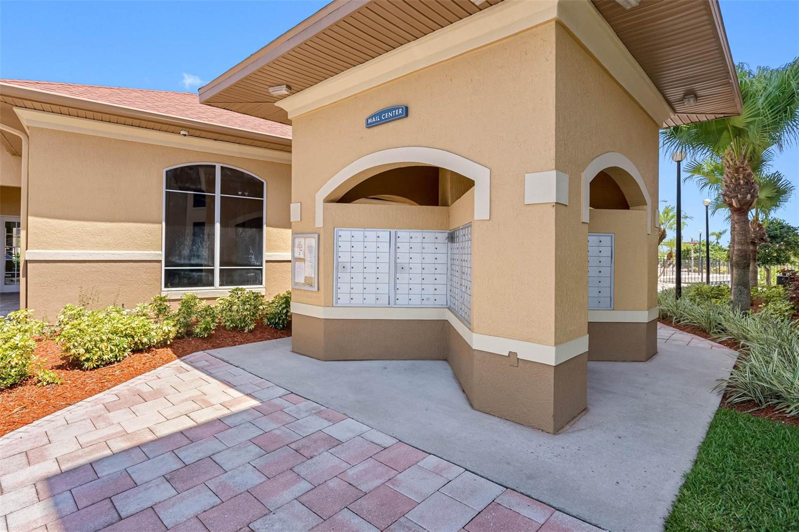 4333 BAYSIDE VILLAGE DR #102, TAMPA, FL, 33615