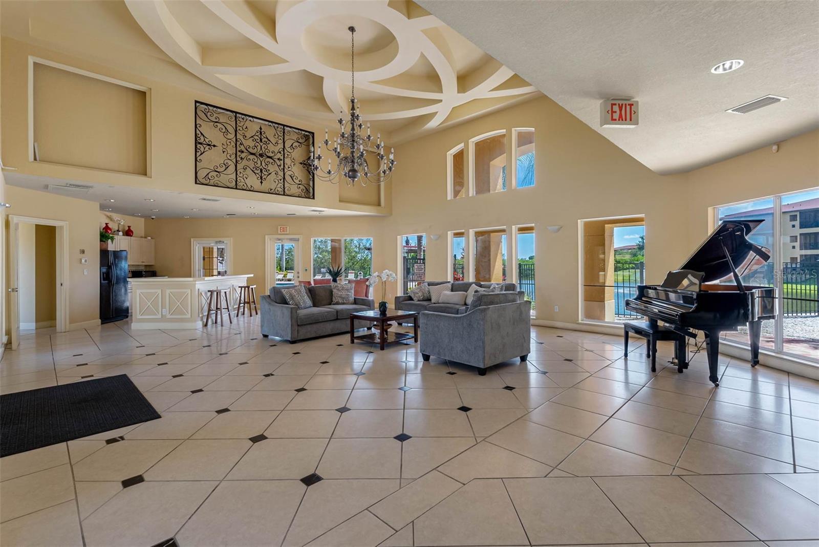 4333 BAYSIDE VILLAGE DR #102, TAMPA, FL, 33615