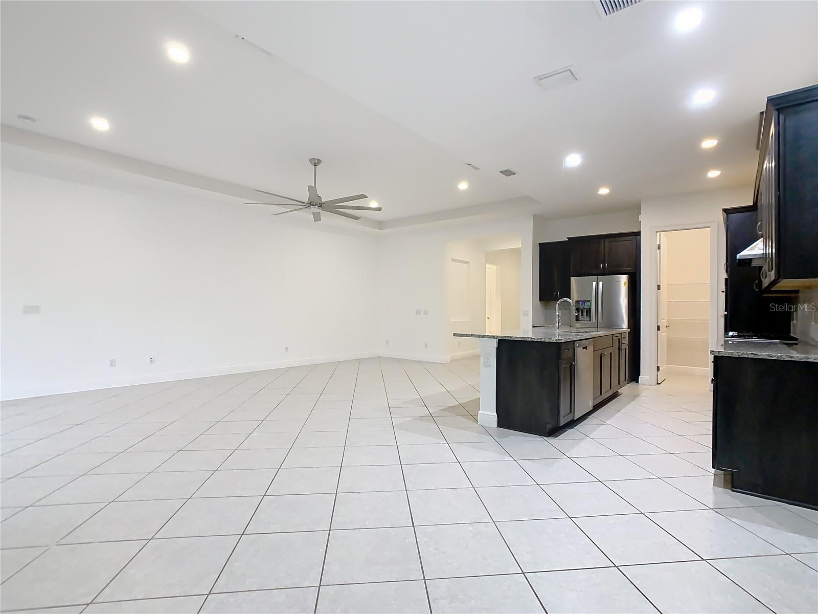 8325 TOPSAIL PL, WINTER GARDEN, FL, 34787