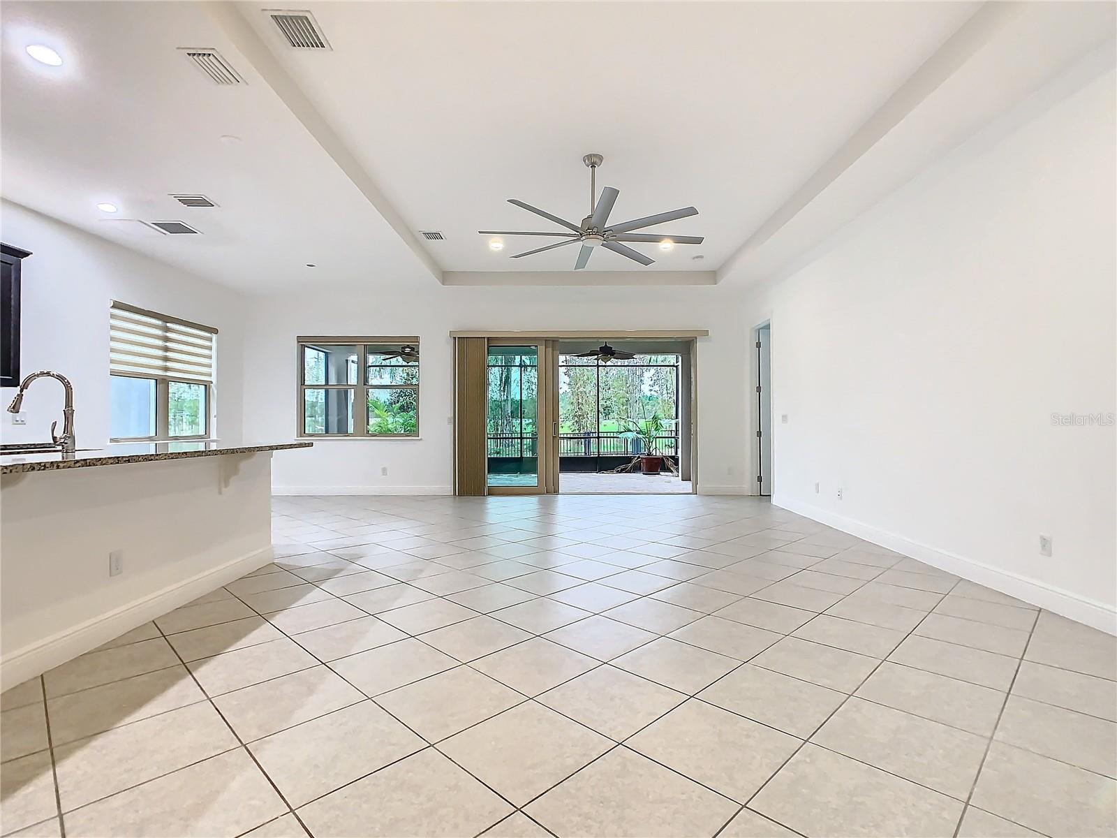 8325 TOPSAIL PL, WINTER GARDEN, FL, 34787