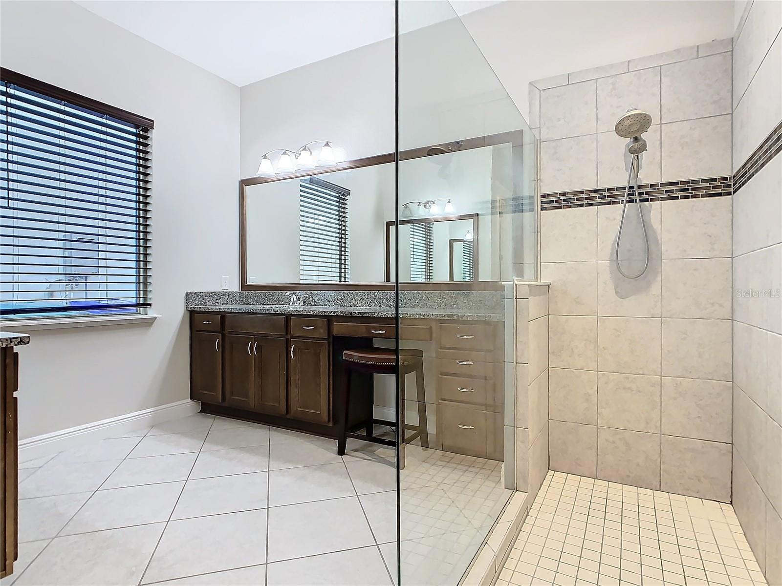 8325 TOPSAIL PL, WINTER GARDEN, FL, 34787