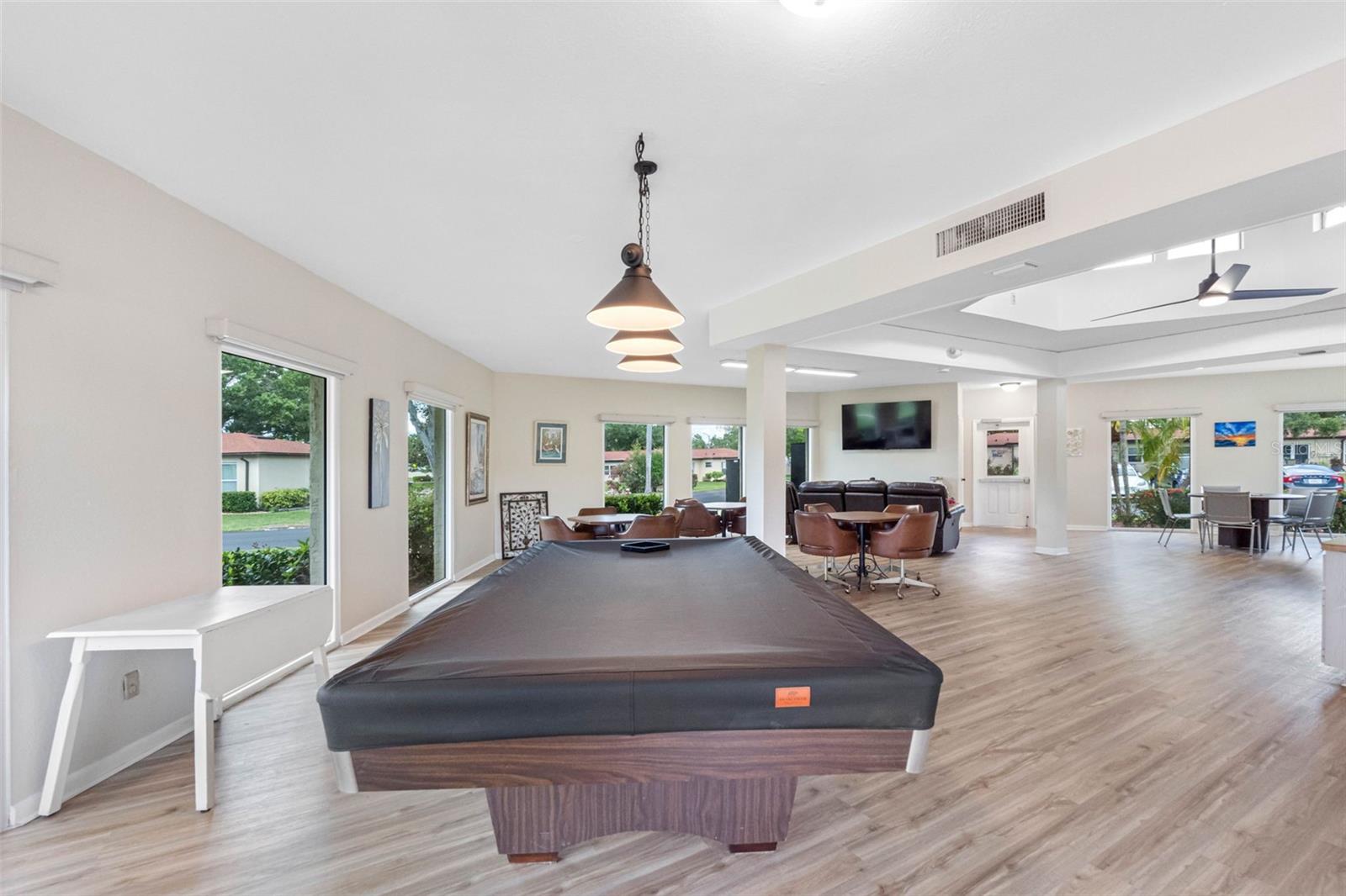 12200 VONN RD #6B, LARGO, FL, 33774