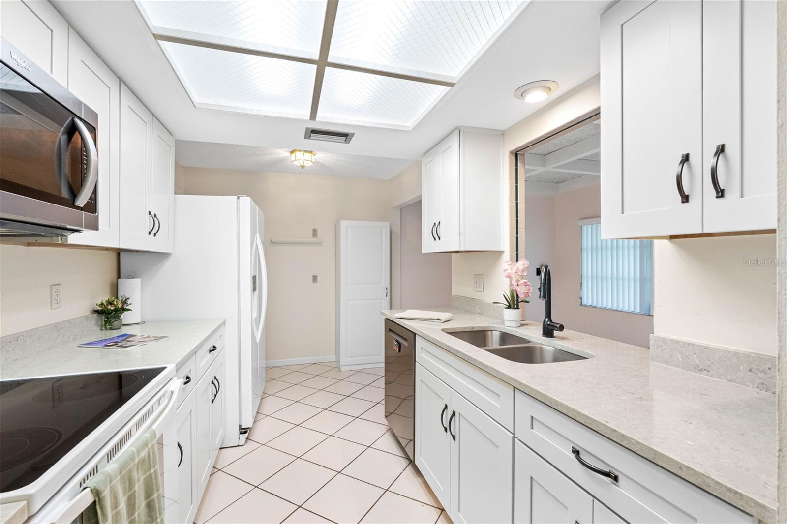 12200 VONN RD #6B, LARGO, FL, 33774
