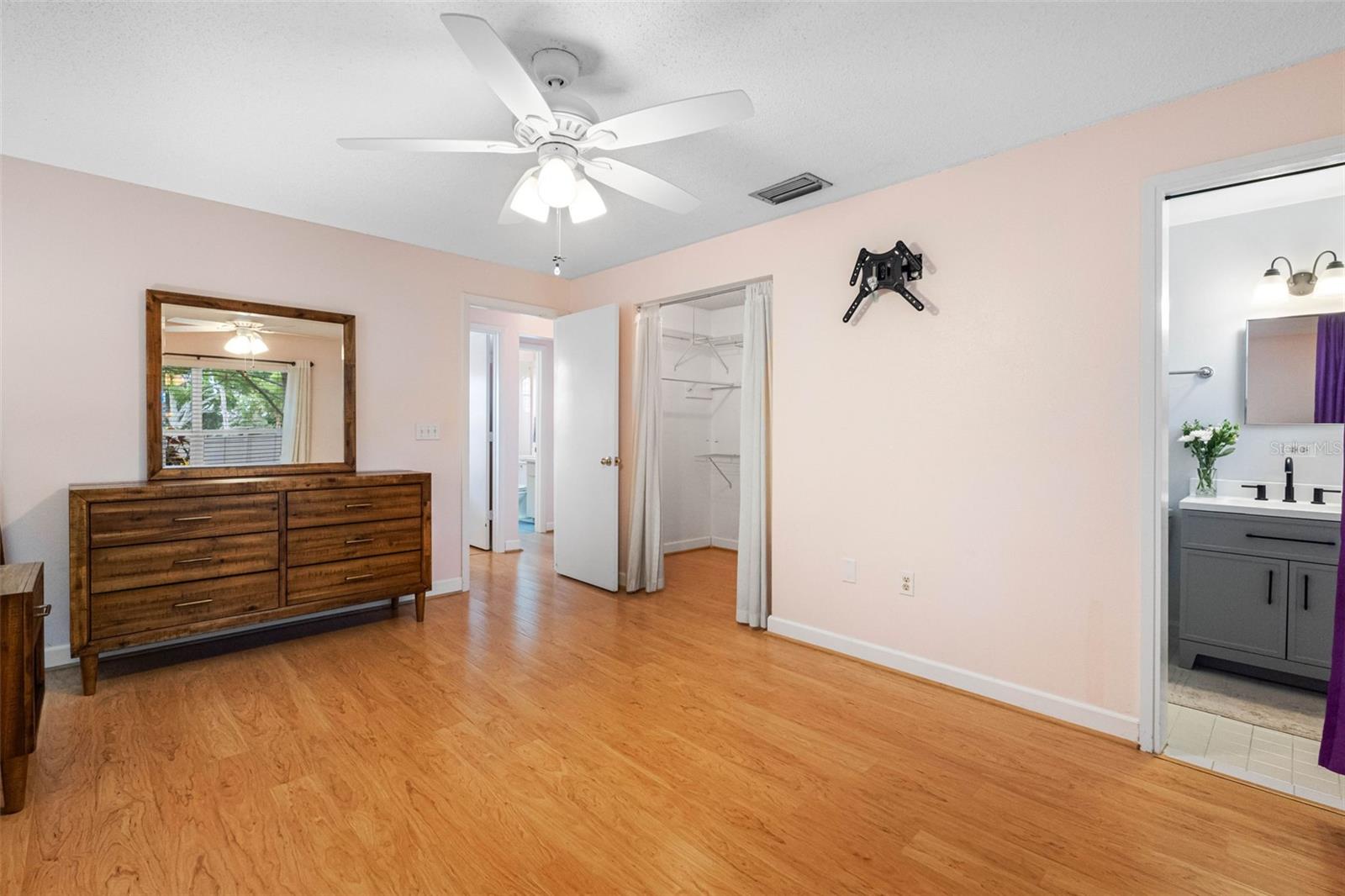 12200 VONN RD #6B, LARGO, FL, 33774