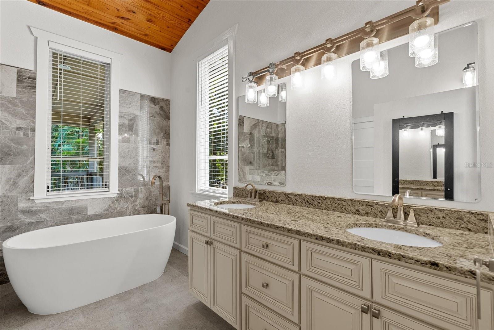 1165 VEREDA VERDE, SARASOTA, FL, 34232