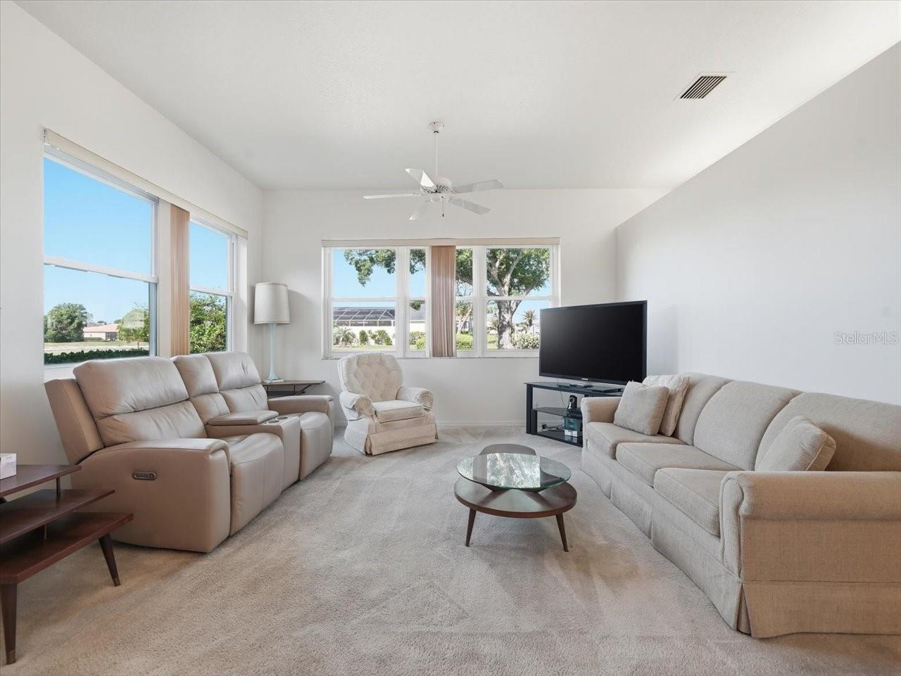 9311 BUTLER BLVD, WEEKI WACHEE, FL, 34613