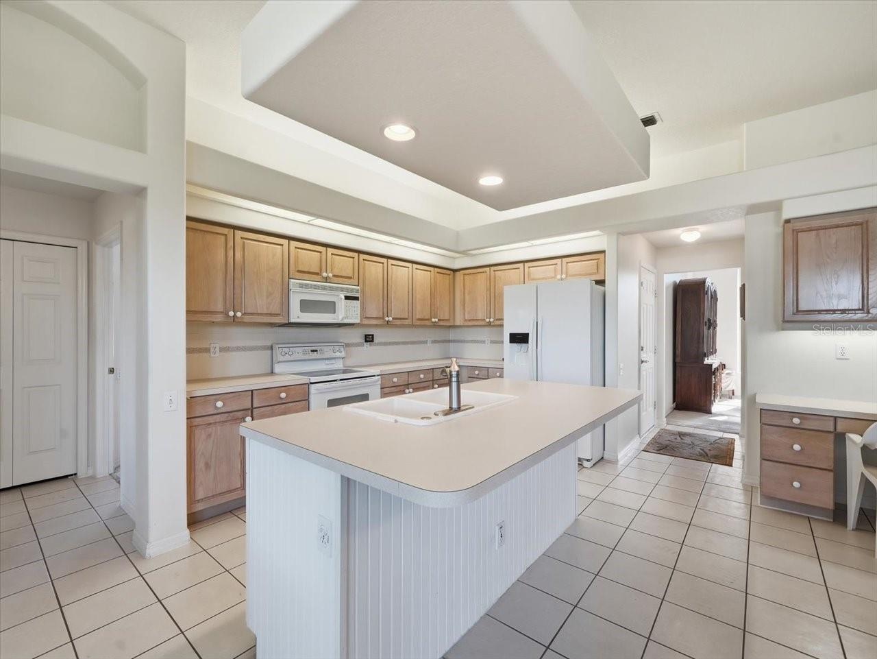 9311 BUTLER BLVD, WEEKI WACHEE, FL, 34613