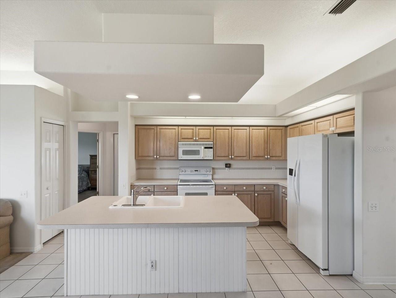 9311 BUTLER BLVD, WEEKI WACHEE, FL, 34613
