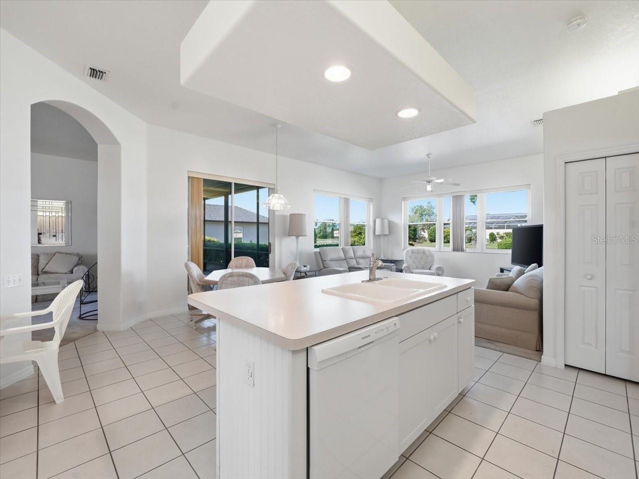 9311 BUTLER BLVD, WEEKI WACHEE, FL, 34613