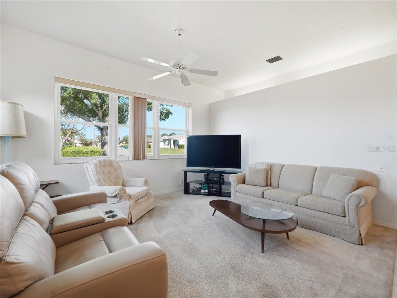 9311 BUTLER BLVD, WEEKI WACHEE, FL, 34613