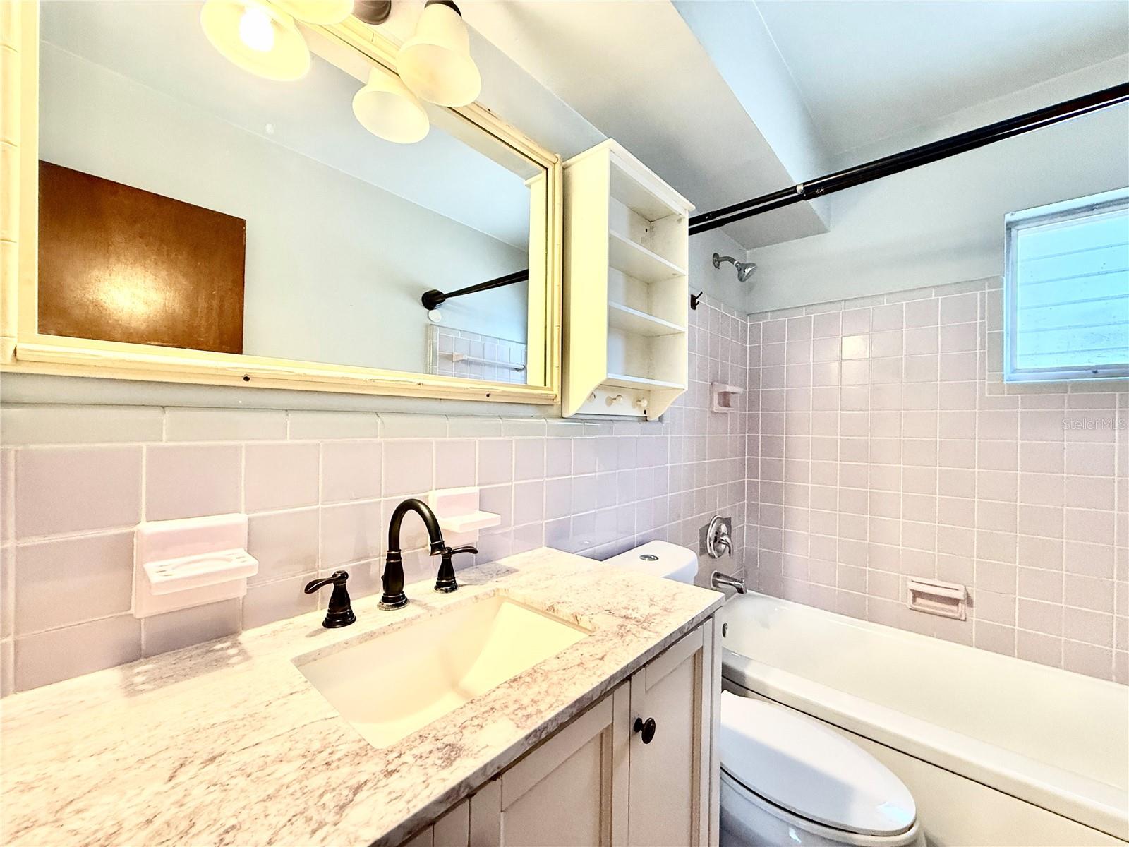 10862 VILLAGE GREEN AVE, SEMINOLE, FL, 33772