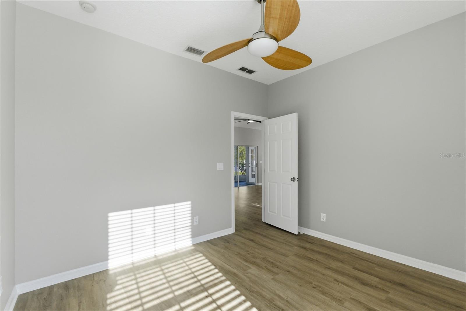 11070 LABRADOR DUCK RD, WEEKI WACHEE, FL, 34614