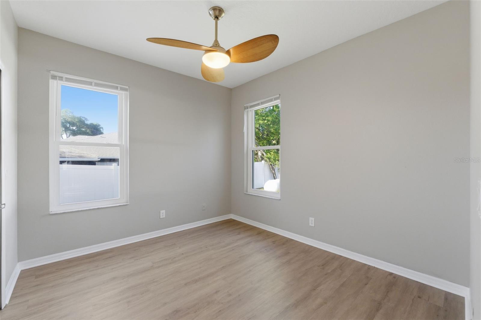 11070 LABRADOR DUCK RD, WEEKI WACHEE, FL, 34614