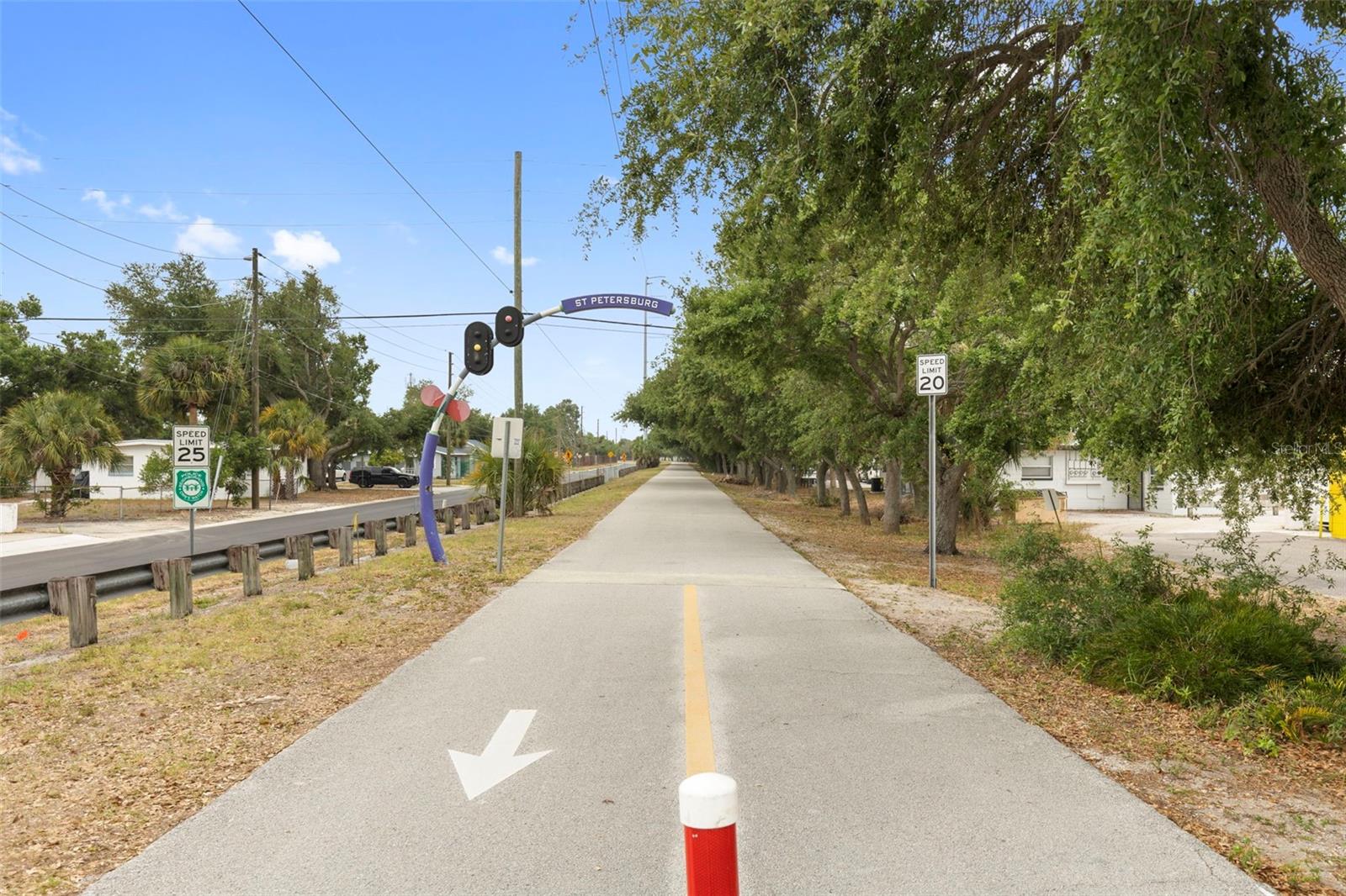 7042 DARTMOUTH AVE N, ST PETERSBURG, FL, 33710
