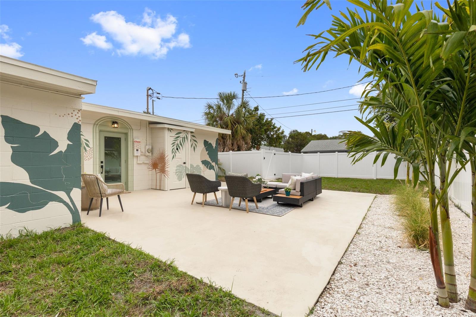7042 DARTMOUTH AVE N, ST PETERSBURG, FL, 33710