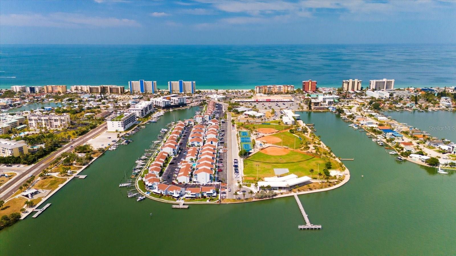 179 MEDALLION BLVD #H, MADEIRA BEACH, FL, 33708