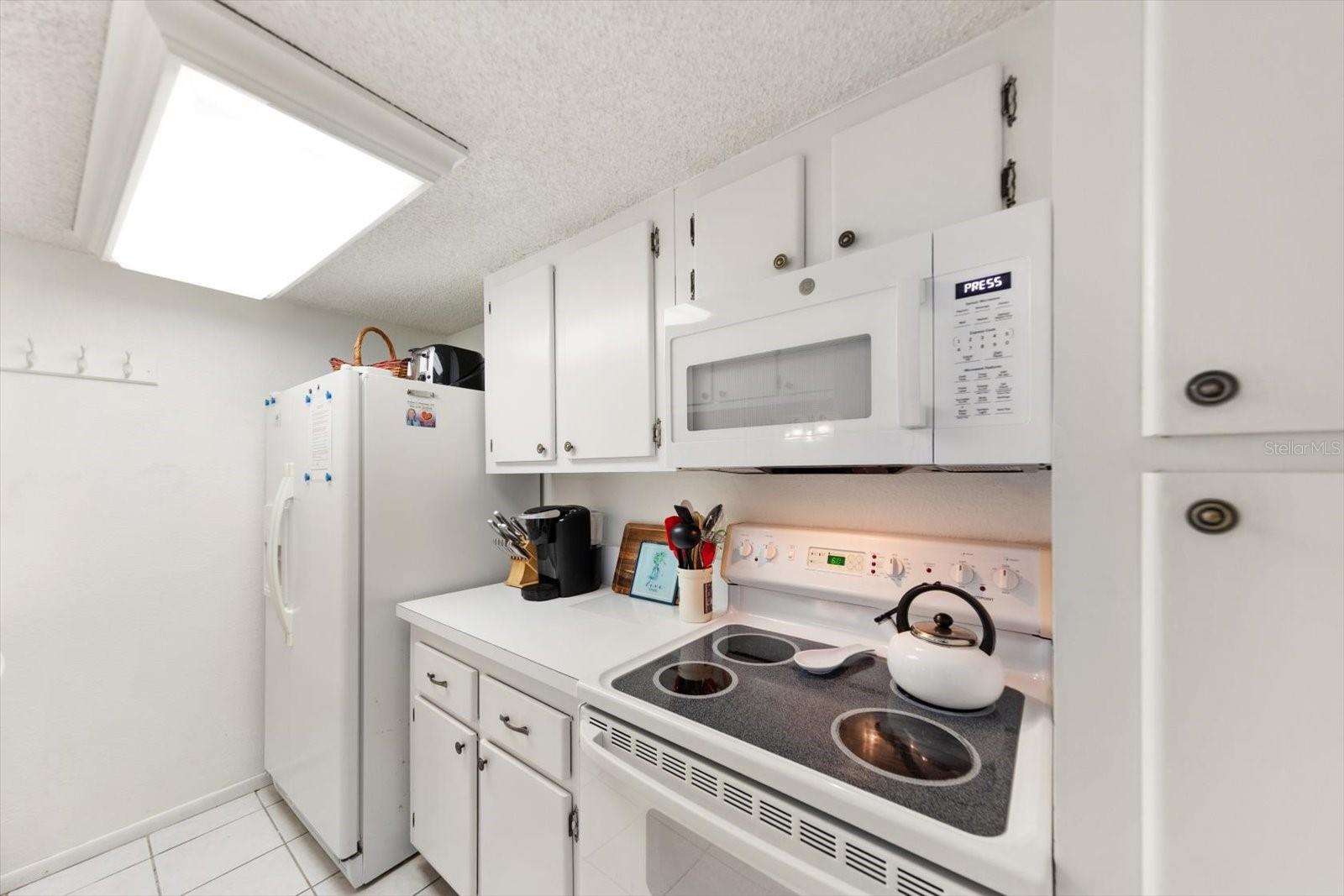 179 MEDALLION BLVD #H, MADEIRA BEACH, FL, 33708