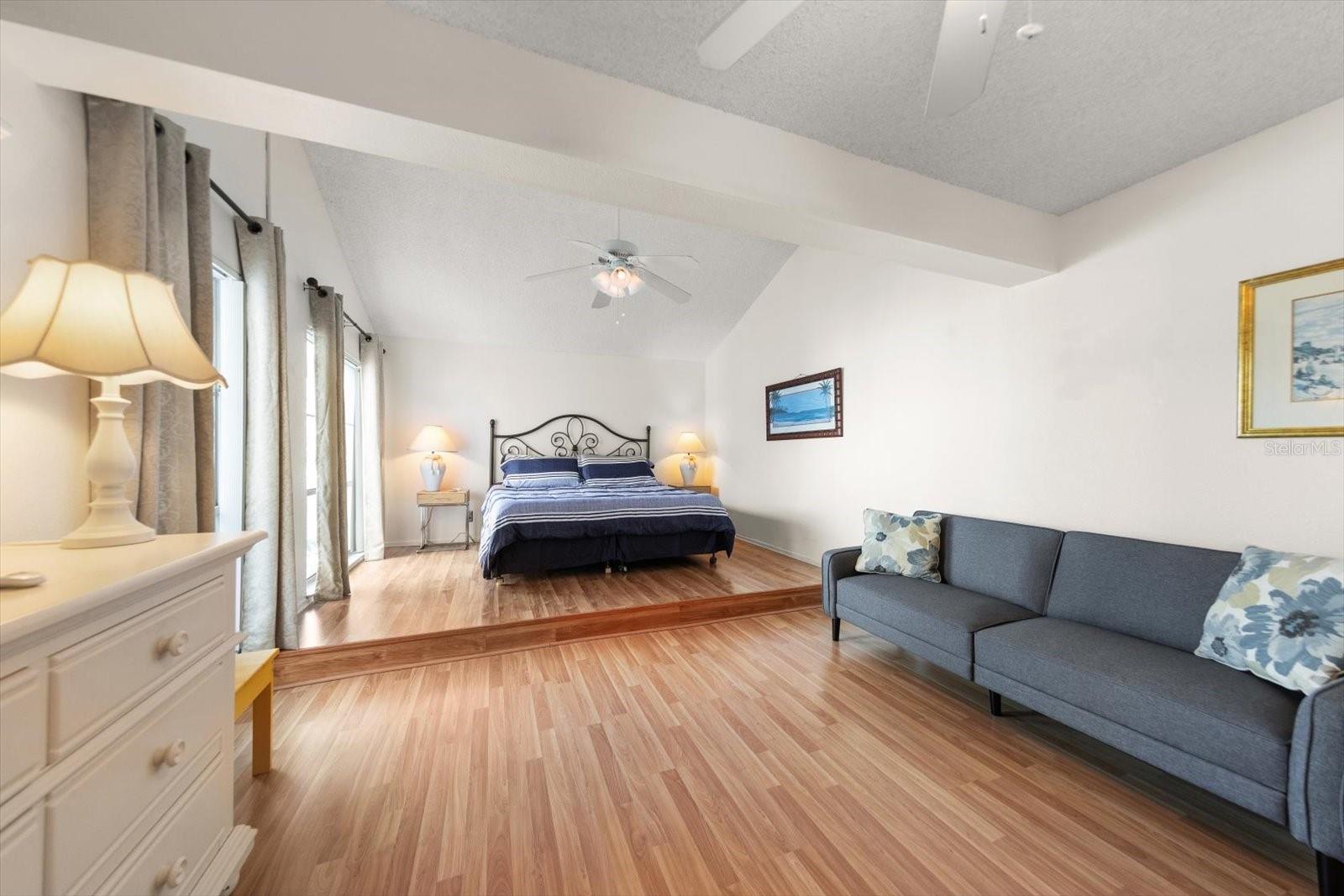 179 MEDALLION BLVD #H, MADEIRA BEACH, FL, 33708