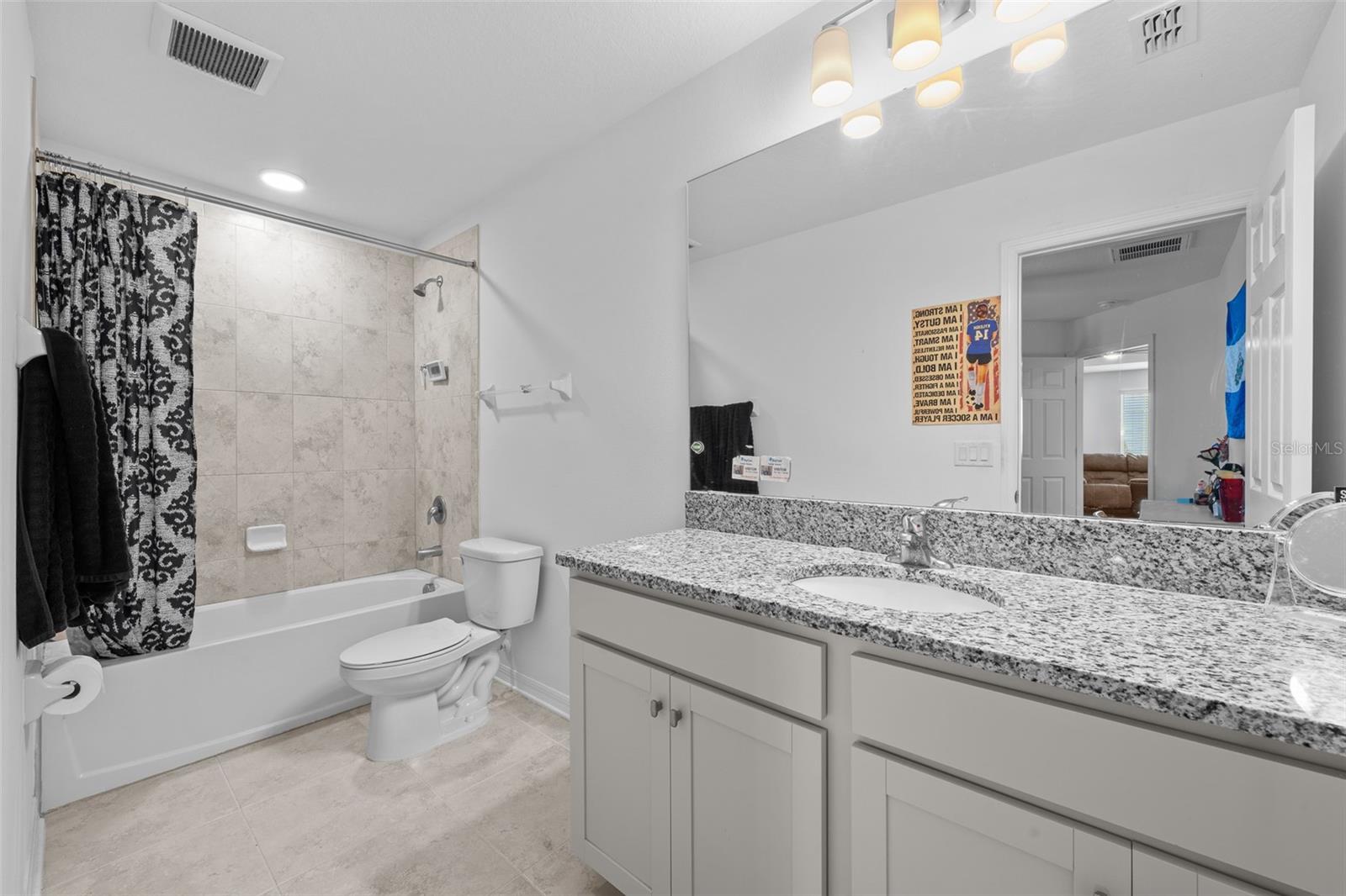 31823 SAPNA CHIME DR, WESLEY CHAPEL, FL, 33545