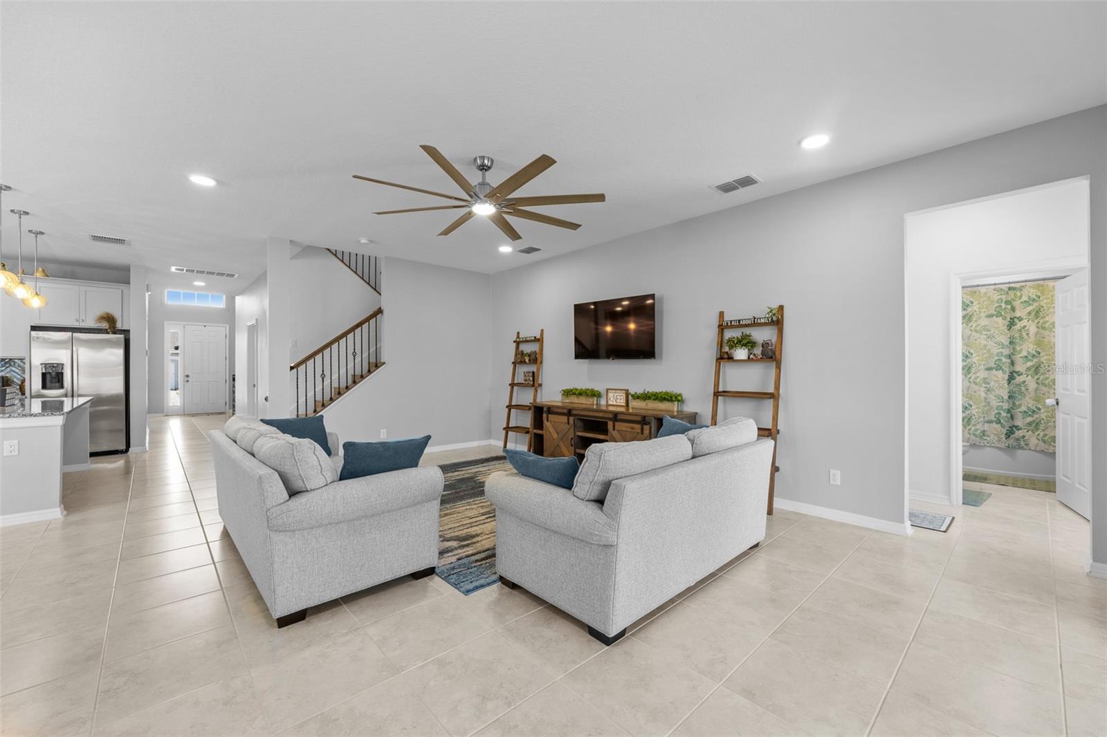 31823 SAPNA CHIME DR, WESLEY CHAPEL, FL, 33545