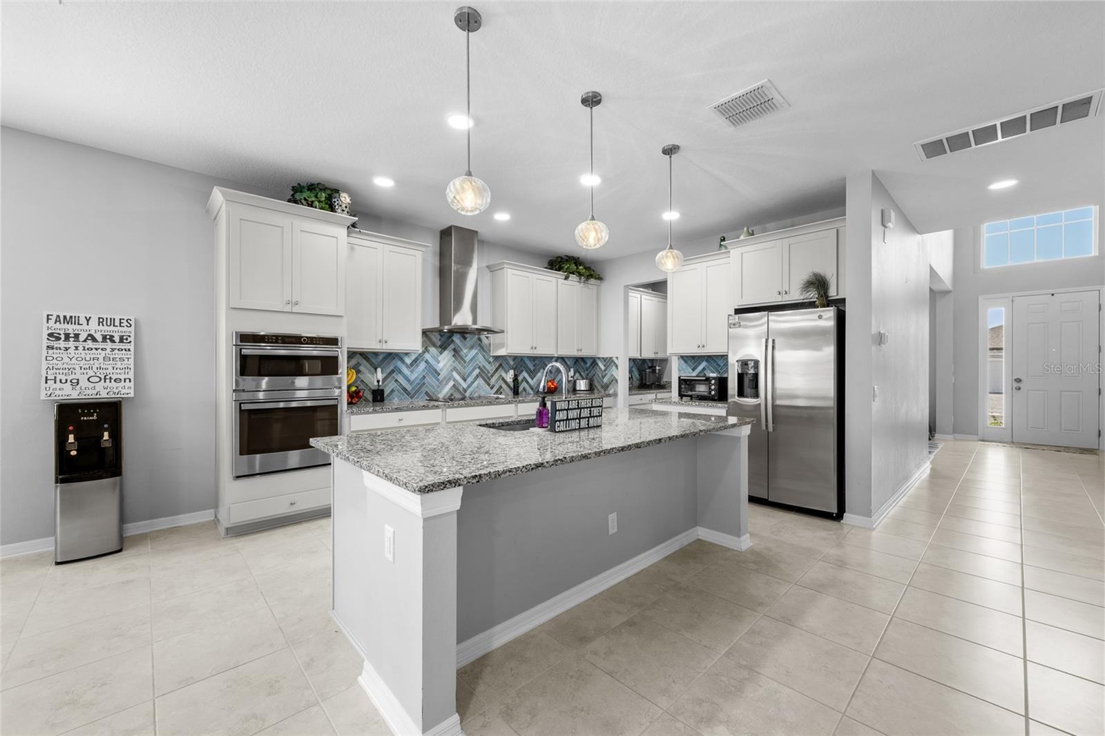 31823 SAPNA CHIME DR, WESLEY CHAPEL, FL, 33545