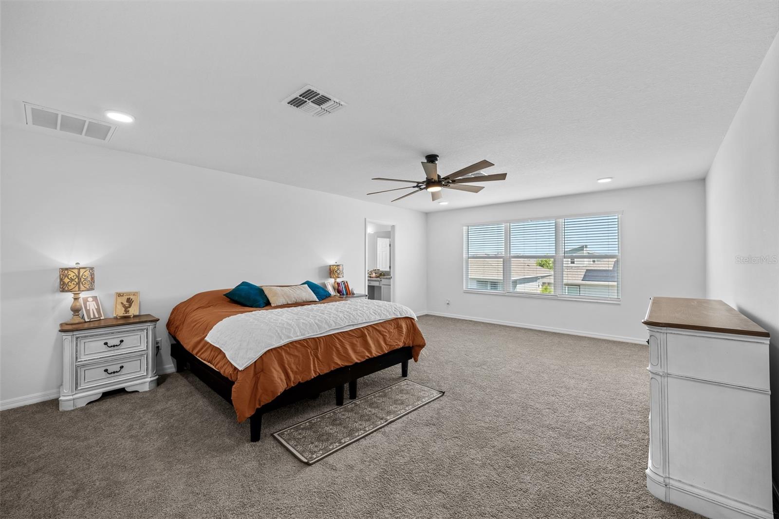 31823 SAPNA CHIME DR, WESLEY CHAPEL, FL, 33545