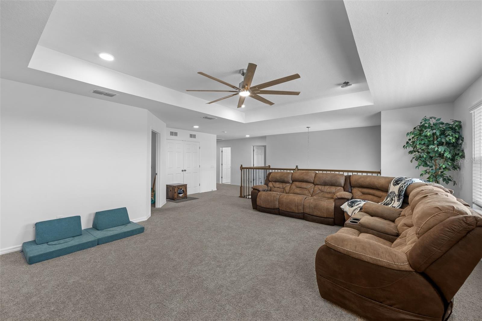 31823 SAPNA CHIME DR, WESLEY CHAPEL, FL, 33545