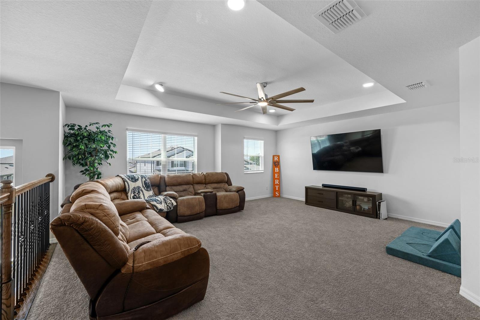 31823 SAPNA CHIME DR, WESLEY CHAPEL, FL, 33545