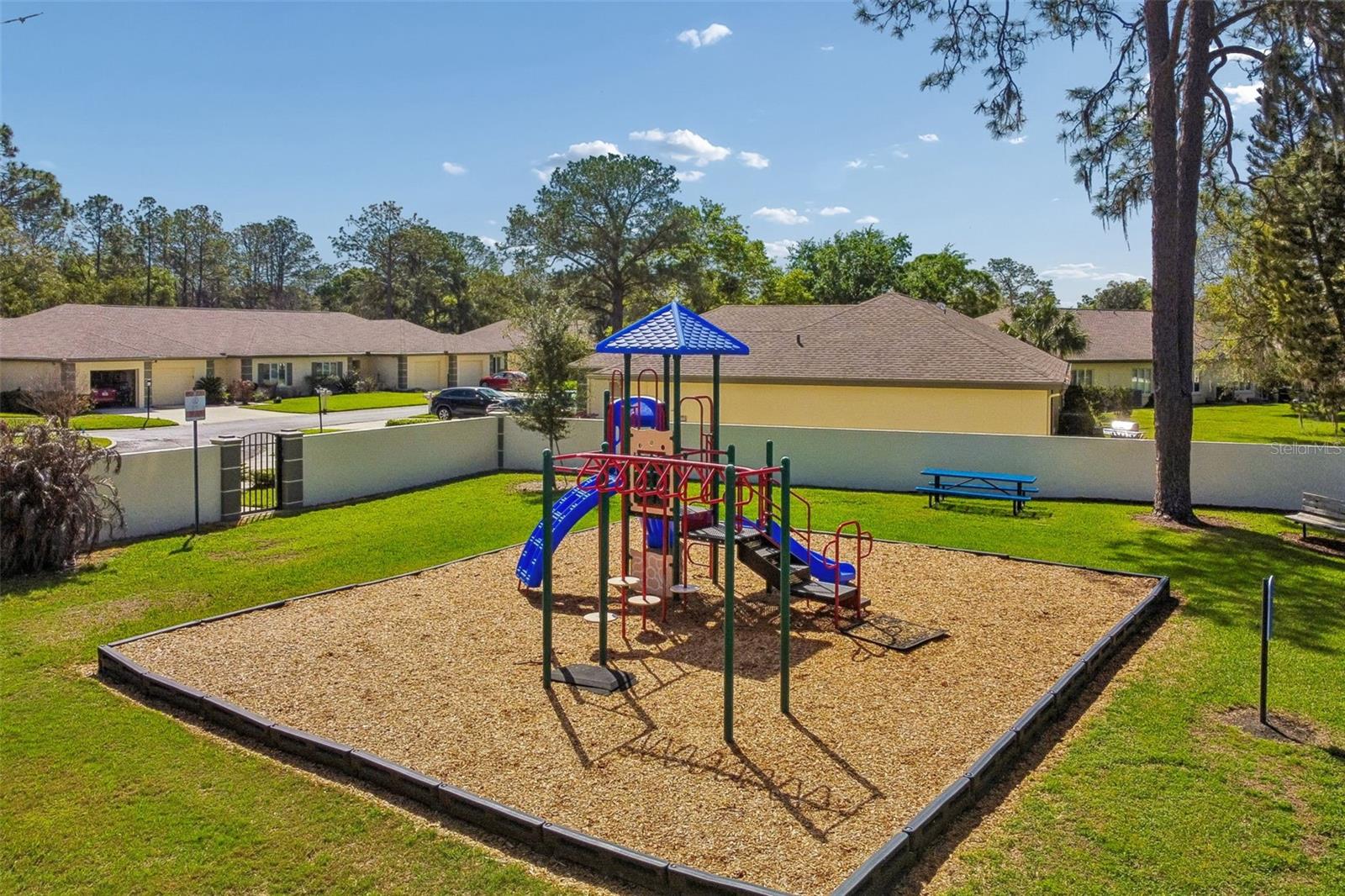 9702 LITTLE POND WAY, TAMPA, FL, 33647