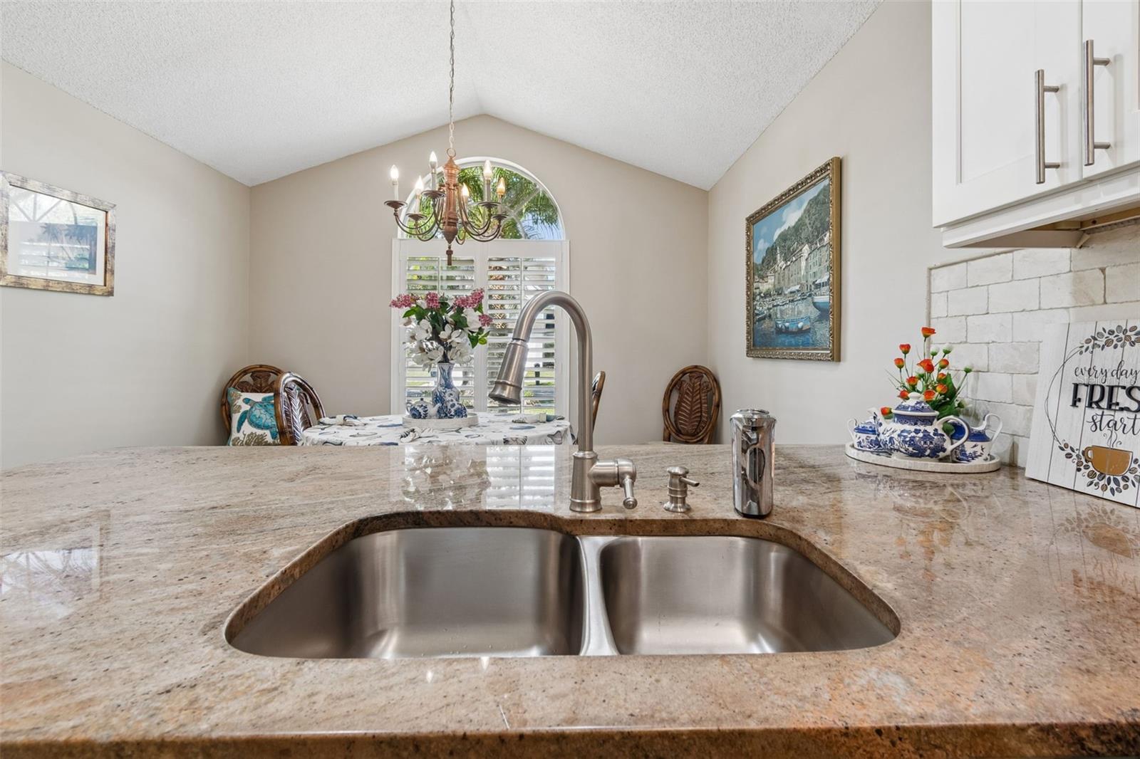 9702 LITTLE POND WAY, TAMPA, FL, 33647