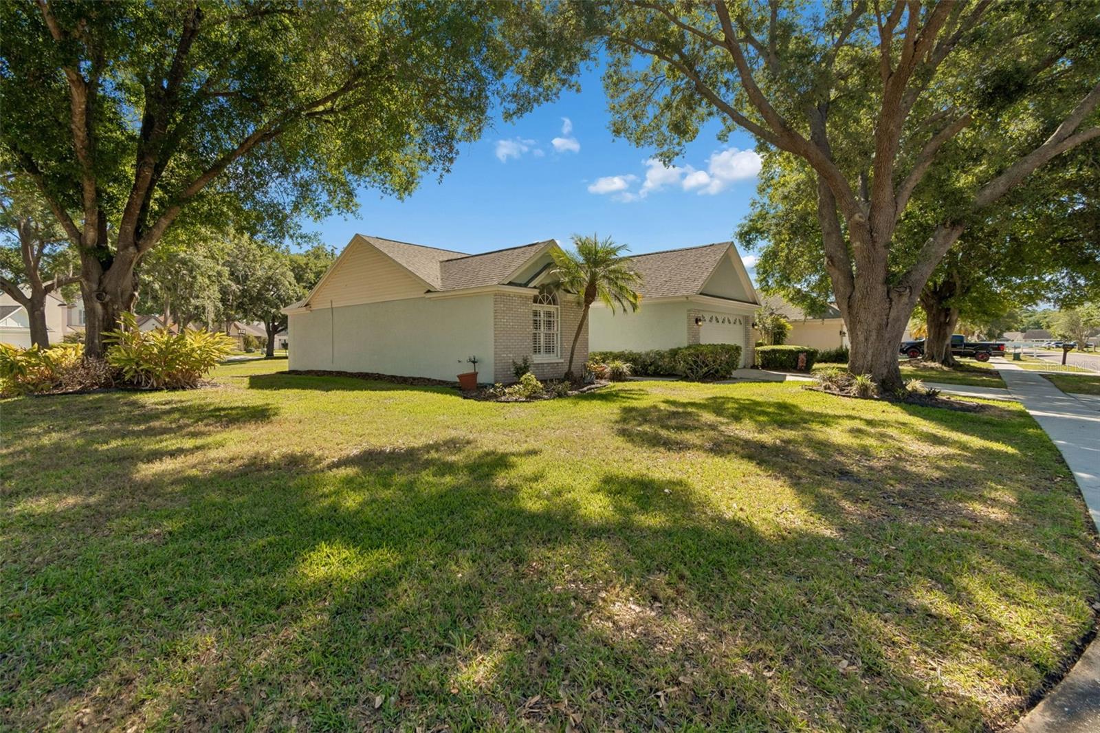9702 LITTLE POND WAY, TAMPA, FL, 33647