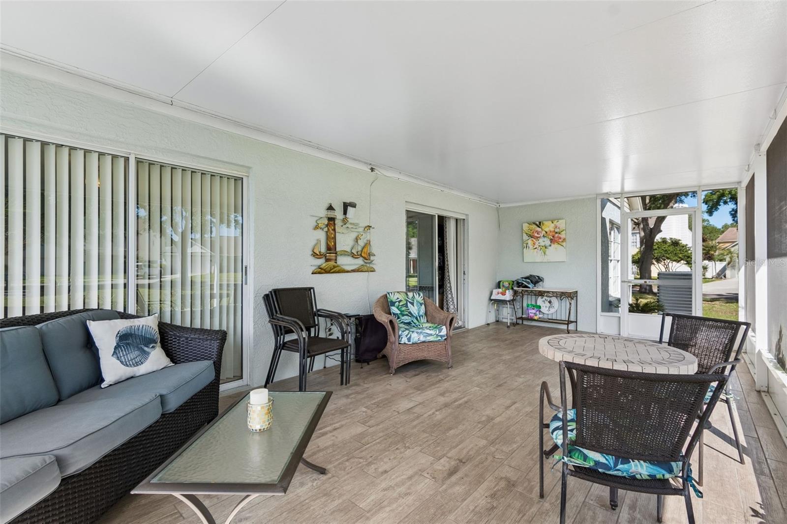 9702 LITTLE POND WAY, TAMPA, FL, 33647