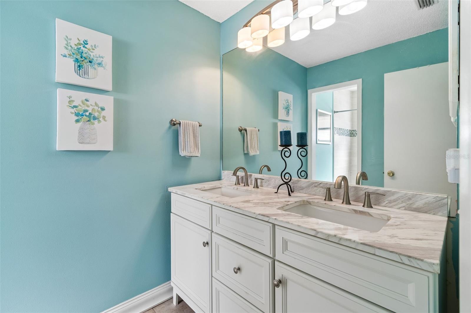 9702 LITTLE POND WAY, TAMPA, FL, 33647