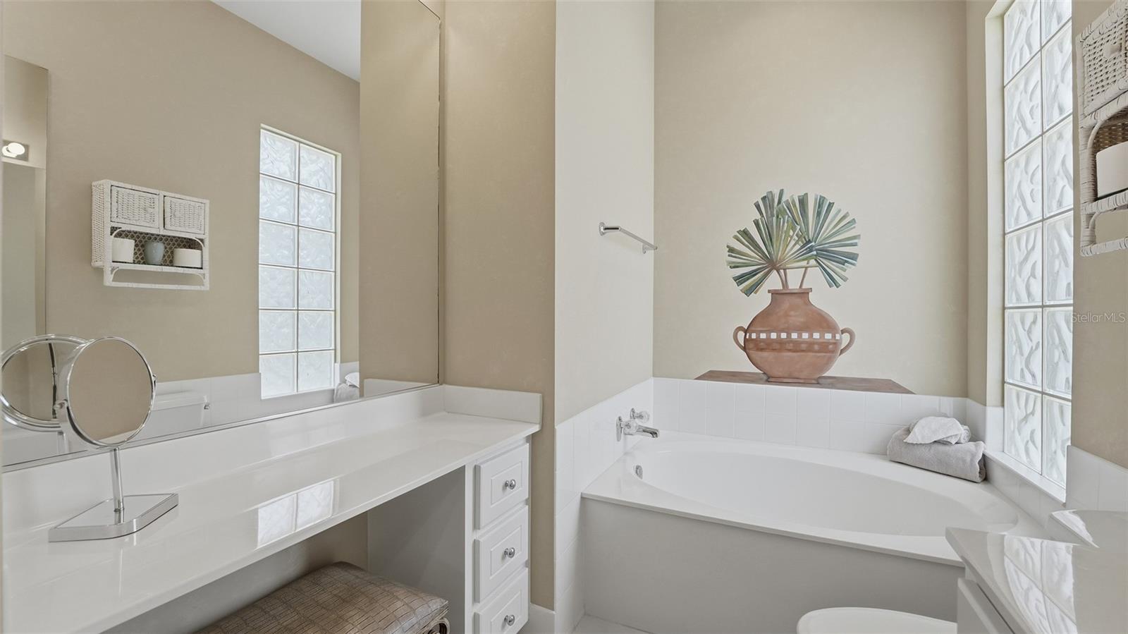 5614 OCTONIA PL, SARASOTA, FL, 34238