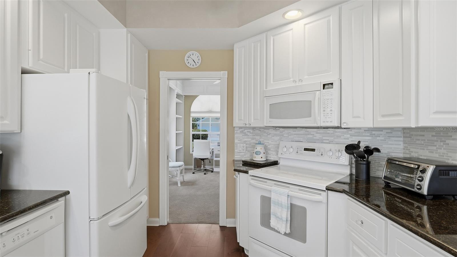 5614 OCTONIA PL, SARASOTA, FL, 34238