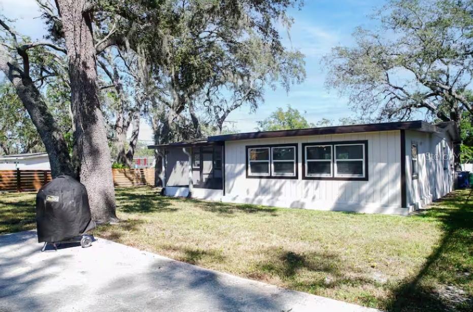 10420 N 22ND ST, TAMPA, FL, 33612