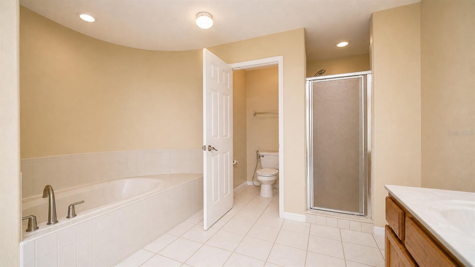 357 FAIRWAY POINTE CIR, ORLANDO, FL, 32828
