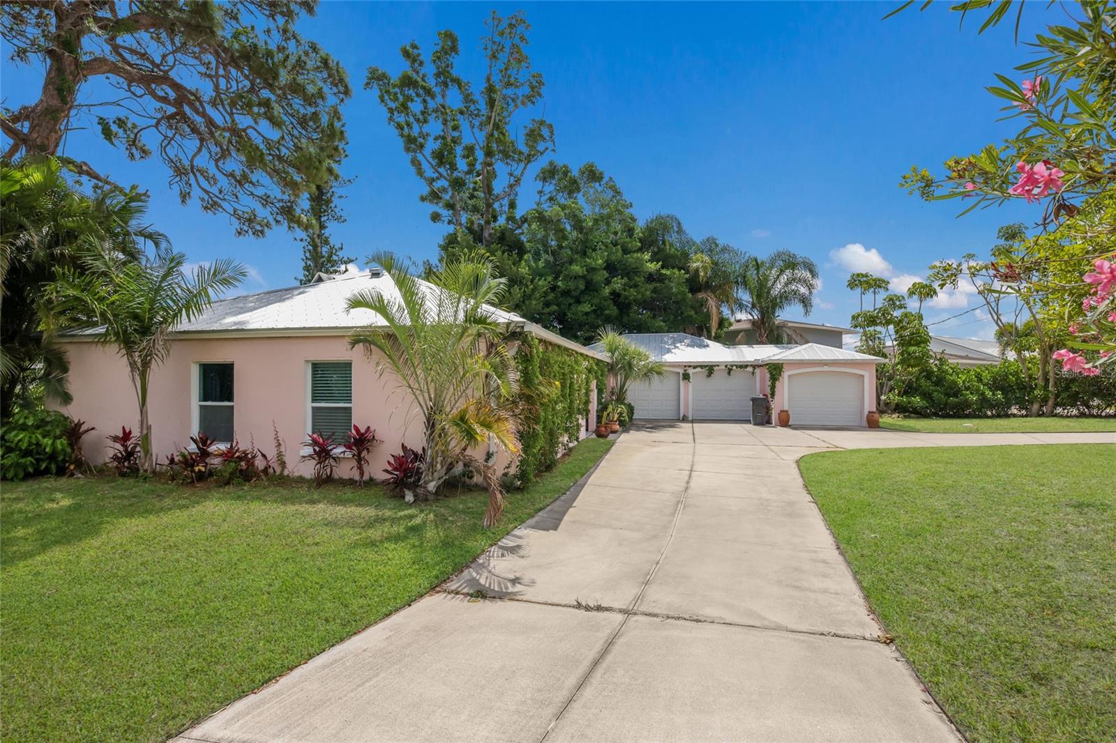 719 58TH ST NW, BRADENTON, FL, 34209